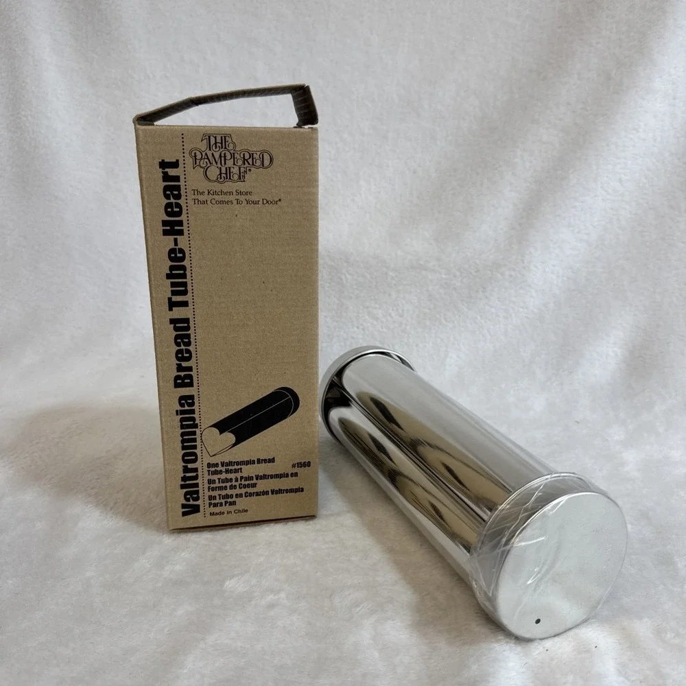 The Pampered Chef‎ Valtrompia Bread Tube Heart Pan #1560 Made in Chile